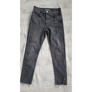 Levi's wedgie skinny 28 GUC